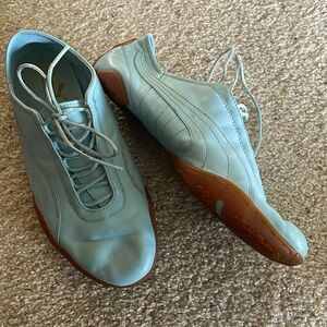 Woman’s Puma Leather Trainers